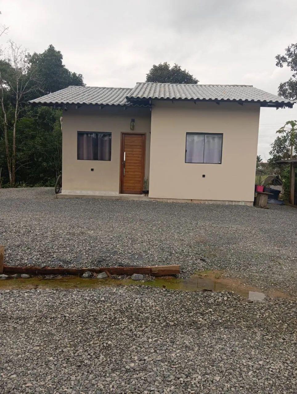Vendo 2 casas no terreno 