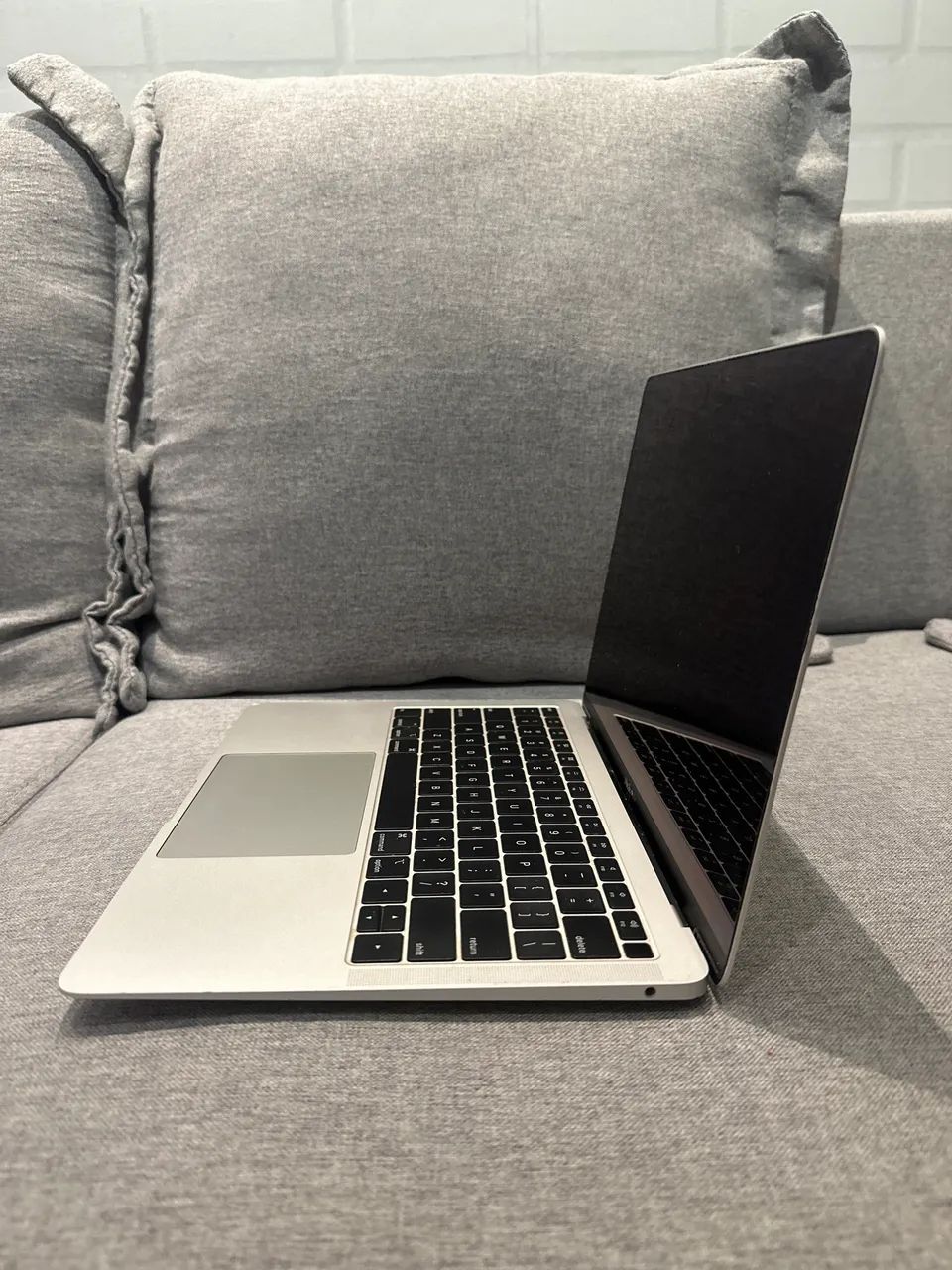 【極美品】MacBook Air 13㌅ 2018 8GB/128GB【u17】 MacBook Air 13? 2018 | Intel i5 | 8GB RAM | SSD 128GB | Original