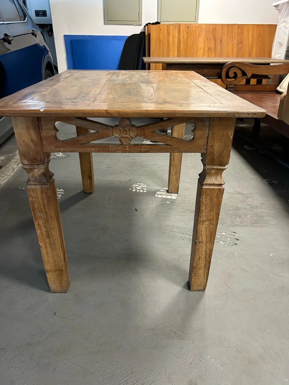 MESA PARA A SUA CASQ 