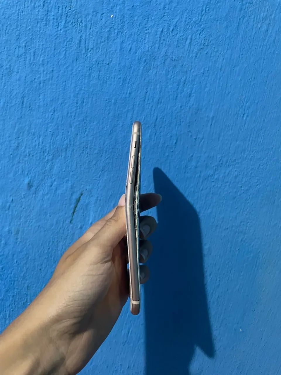 iPhone 8 Plus original para reaproveitamento de peças - Foto 2