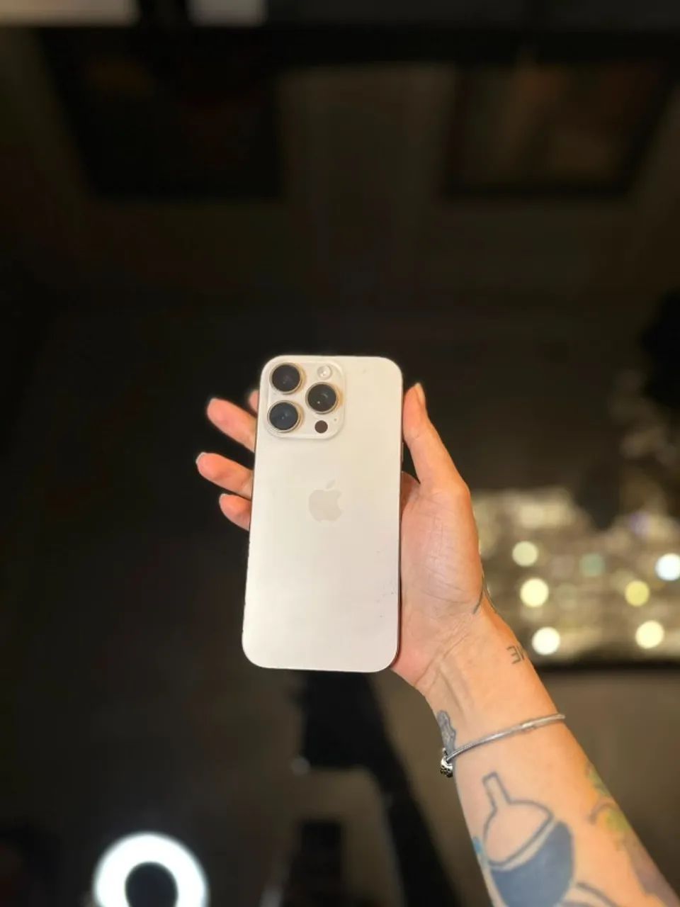 Apple iPhone 16 Pro 128gb Titanio Deserto