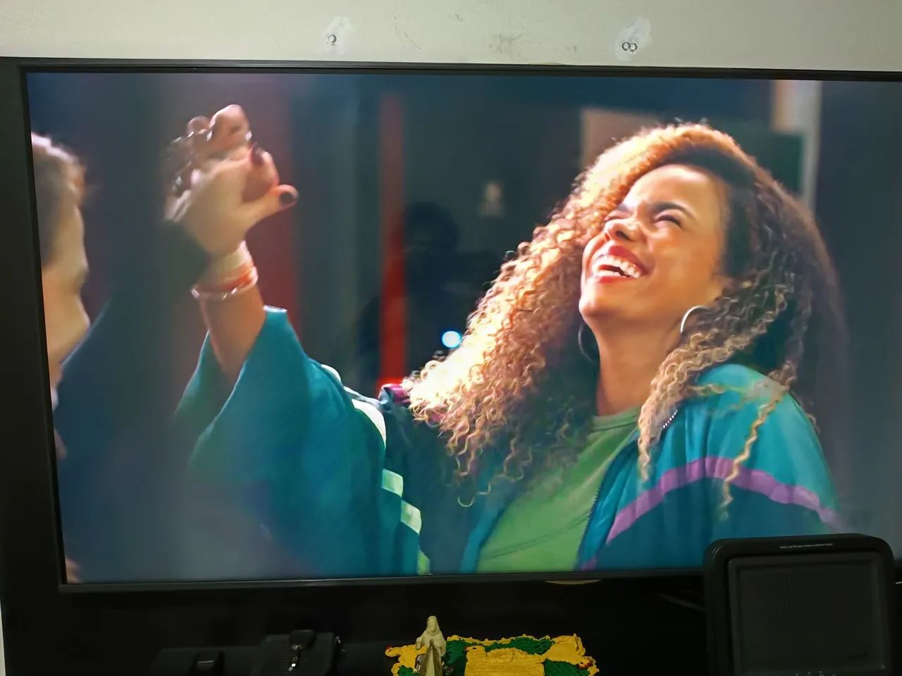 Vende uma TV Samsung 50 polegadas 4k  - Foto 2