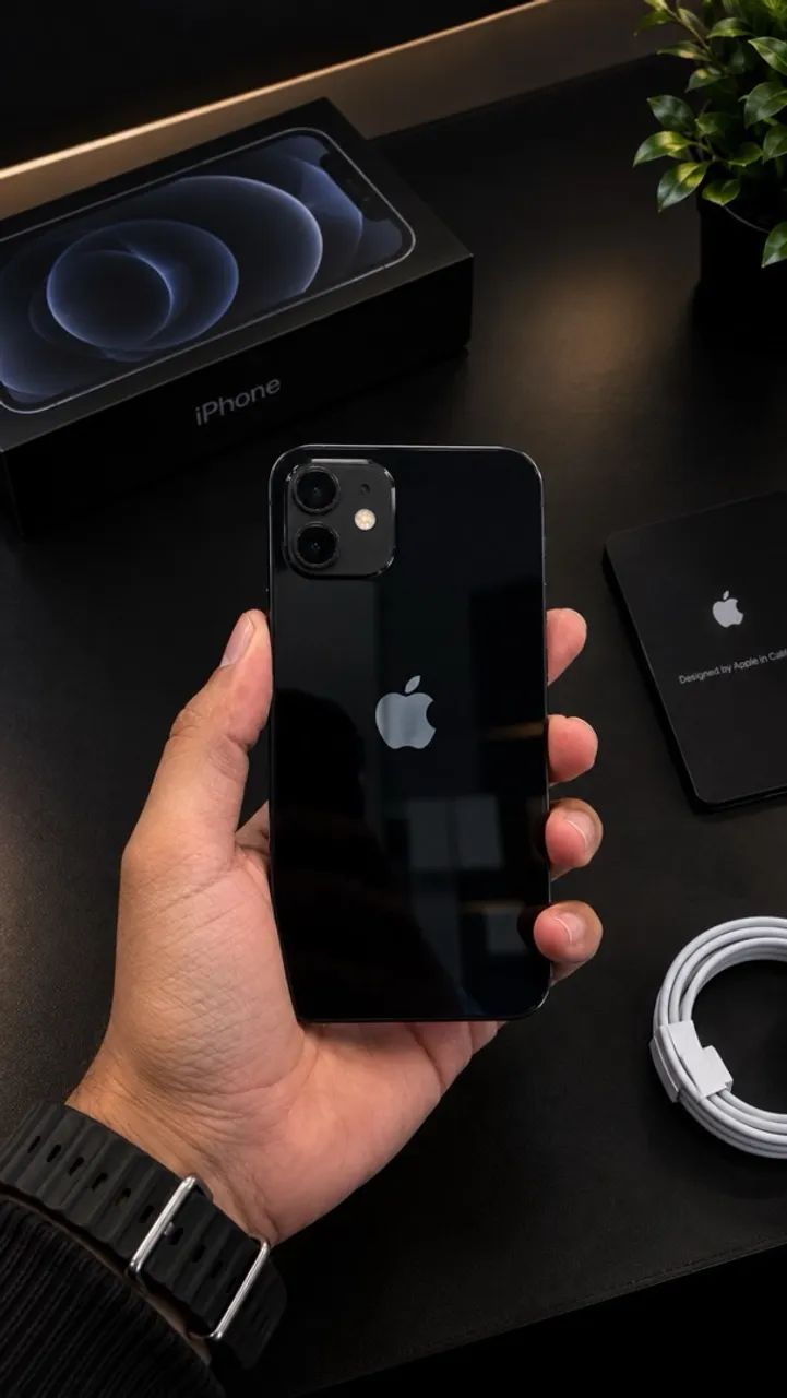iPhone 12 (128GB) - Preto