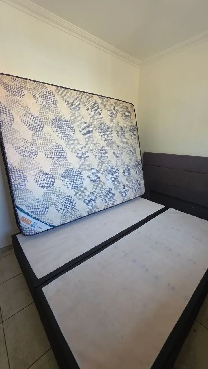 Cama box e colchão Queen