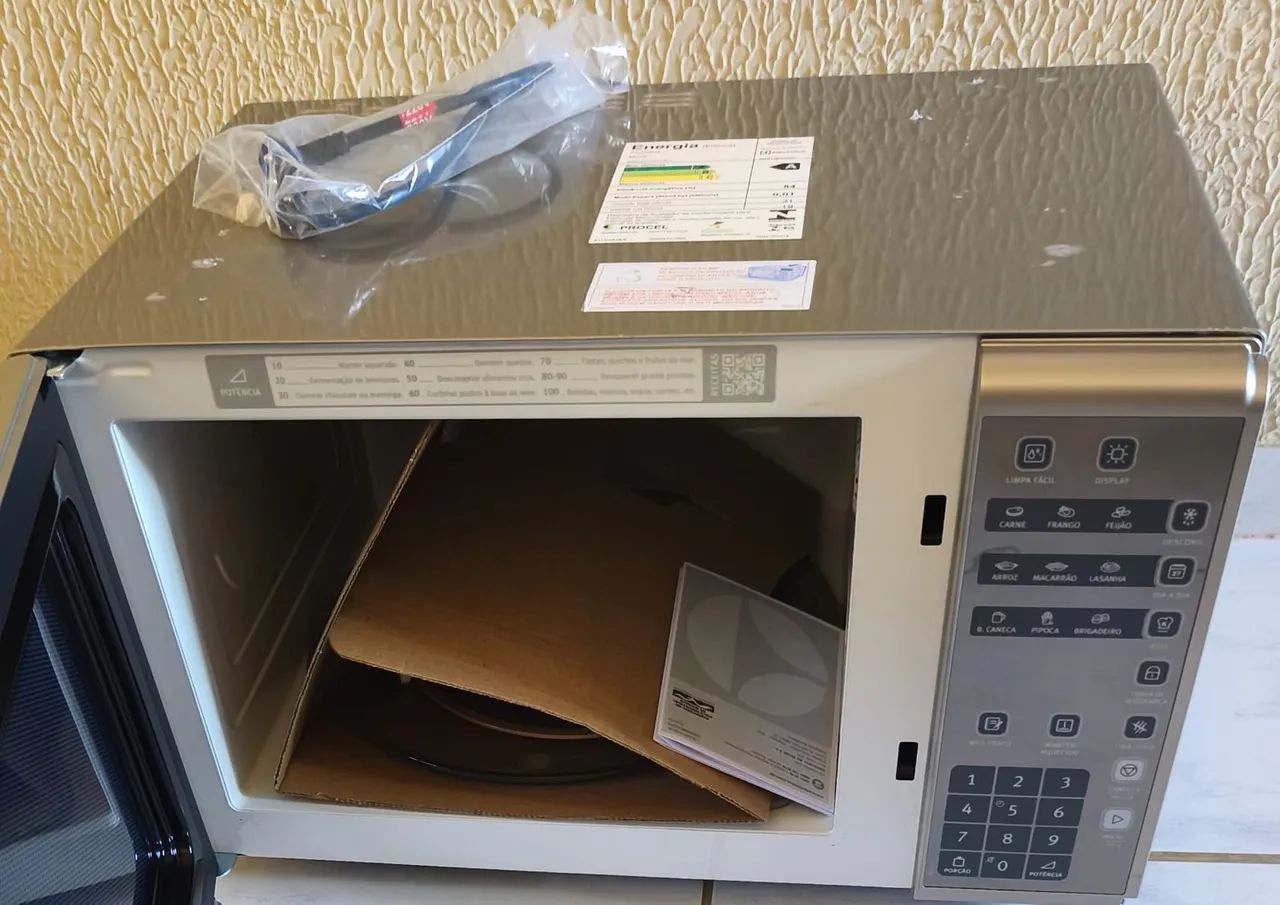 Microondas Eletrolux 31 L - Foto 4