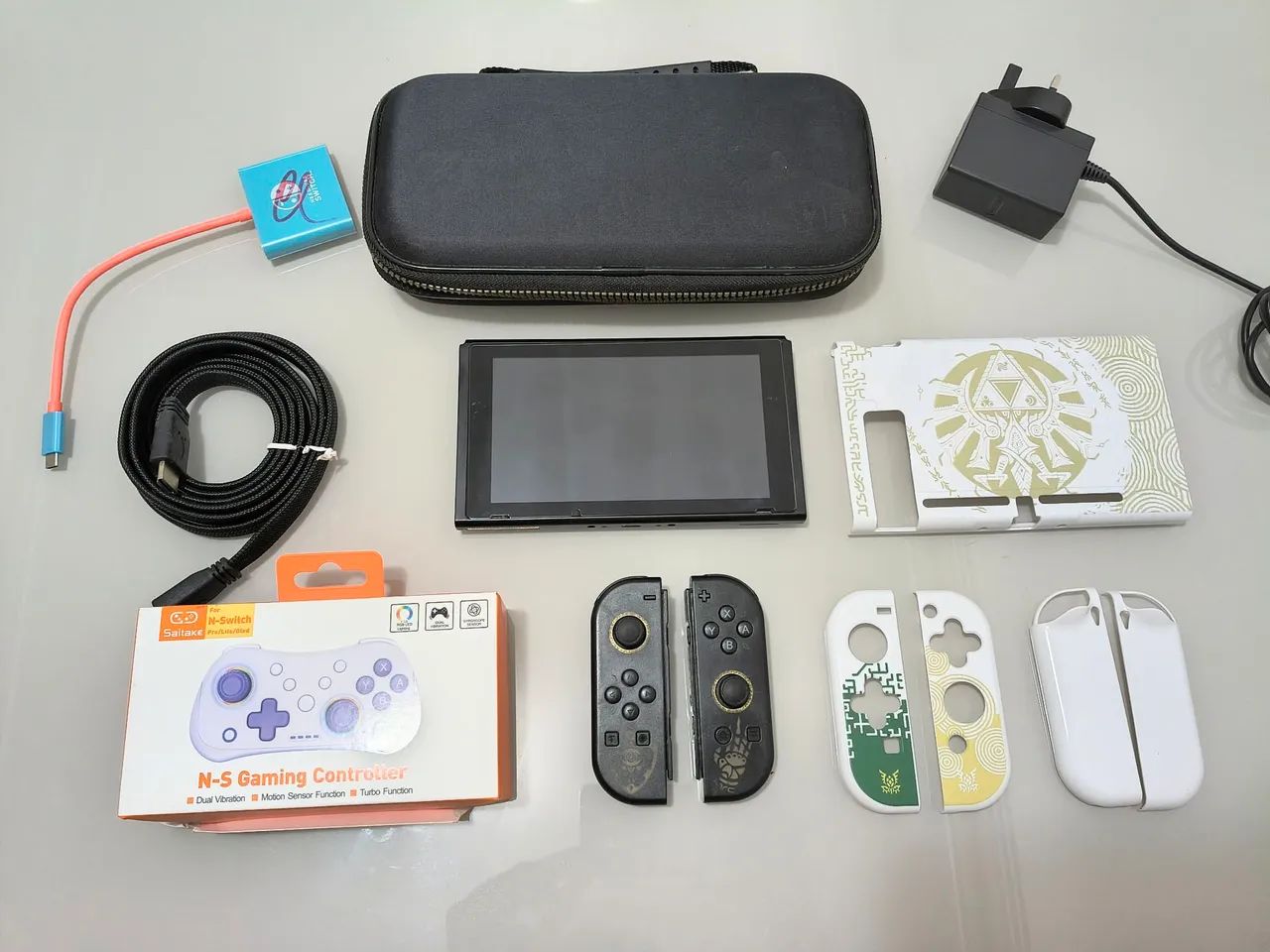 Nintendo Switch Desbloqueado + Kit Completo de Acessórios!