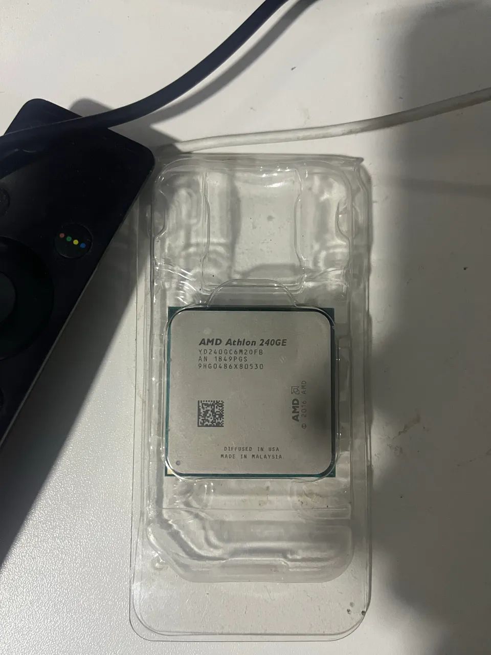 AMD Athlon 240ge 