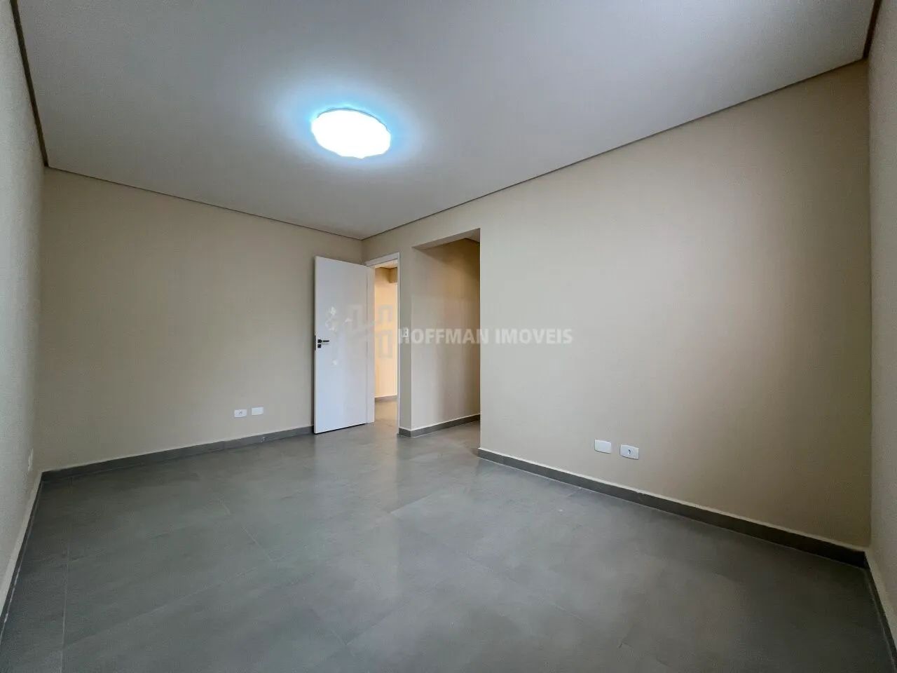 Casa Residencial e Comercial com 4 Dormitórios, 220 m² - Barcelona - SCS. - Foto 4