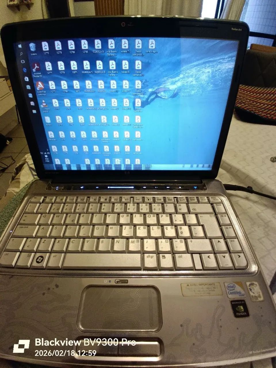 Intel ( R) core ( TM) 2 DUO CPU  T6400@. 2.00GHz. 2.00GHz. Ram 4.00gb  sistema operal de   - Foto 2