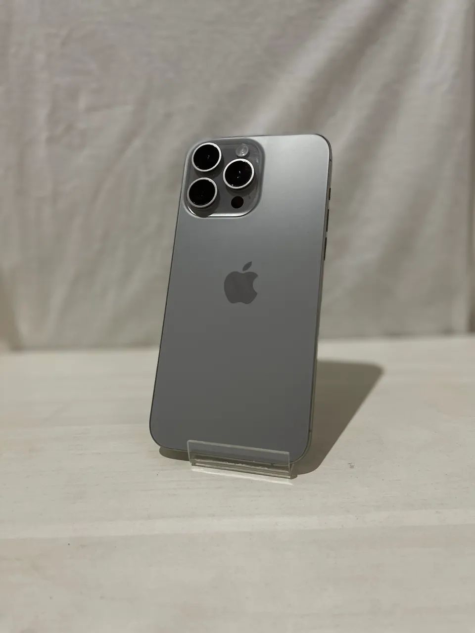 iPhone 15 Pro Max  - Foto 2