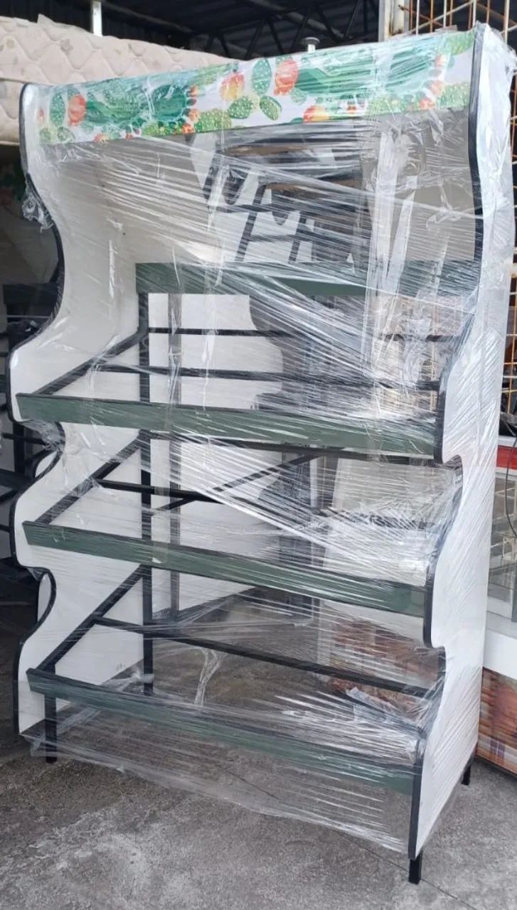 EXPOSITOR PARA COMÉRCIO POR 850,00 APENAS DINHEIRO OU PIX - Foto 2