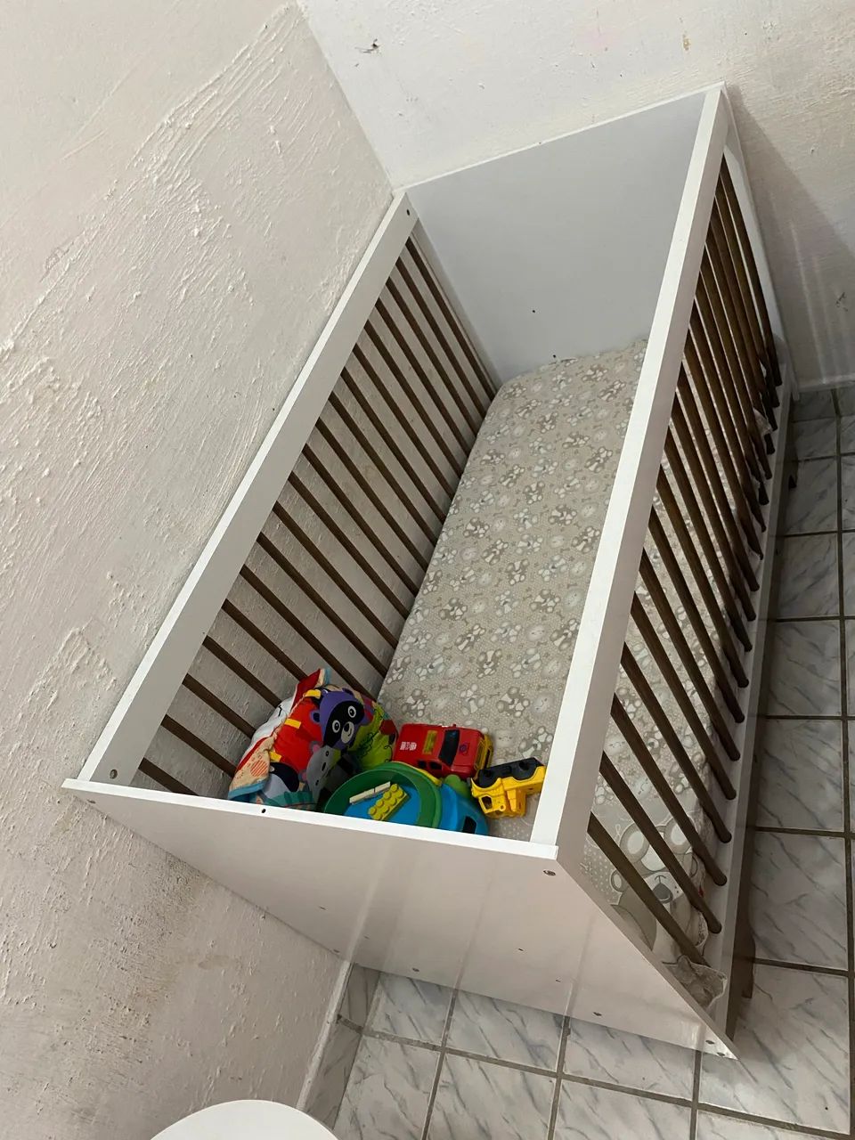 Vendo Berço Semi novo  - Foto 2