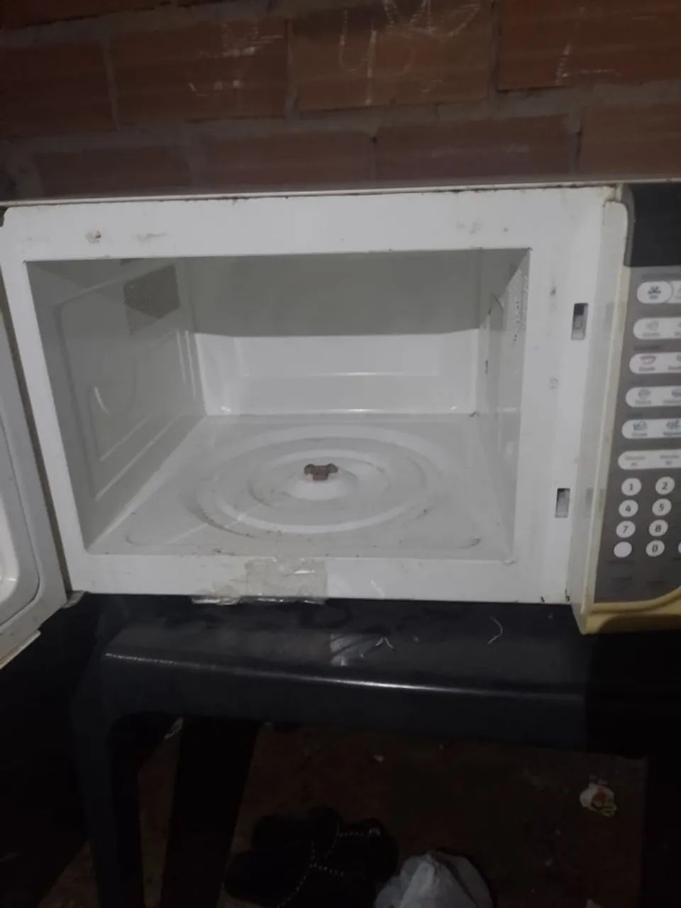 Microondas Electrolux usado - Foto 5