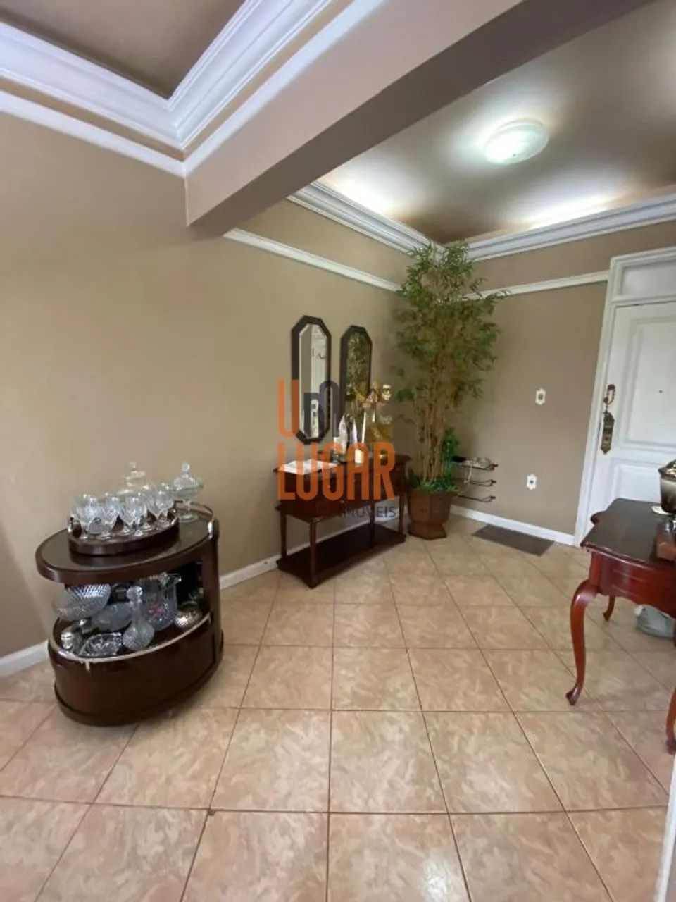 Um Lugar Imóveis vende ou aluga: Apartamento de 3 quartos no Ed. Metrópole, Umarizal - Foto 2