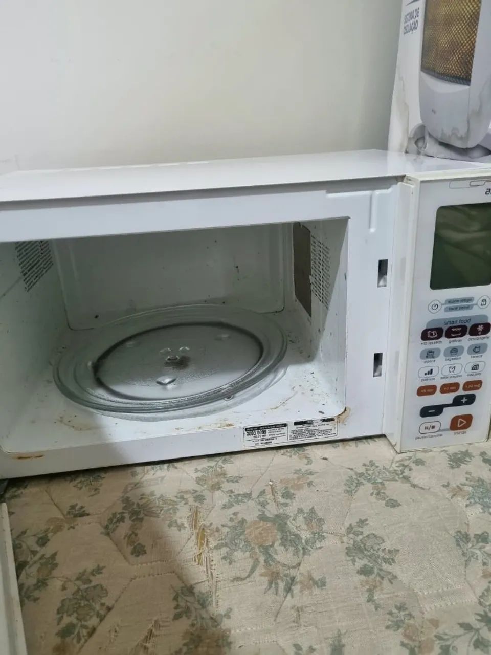Microondas Brastemp 110V - usado - Foto 2