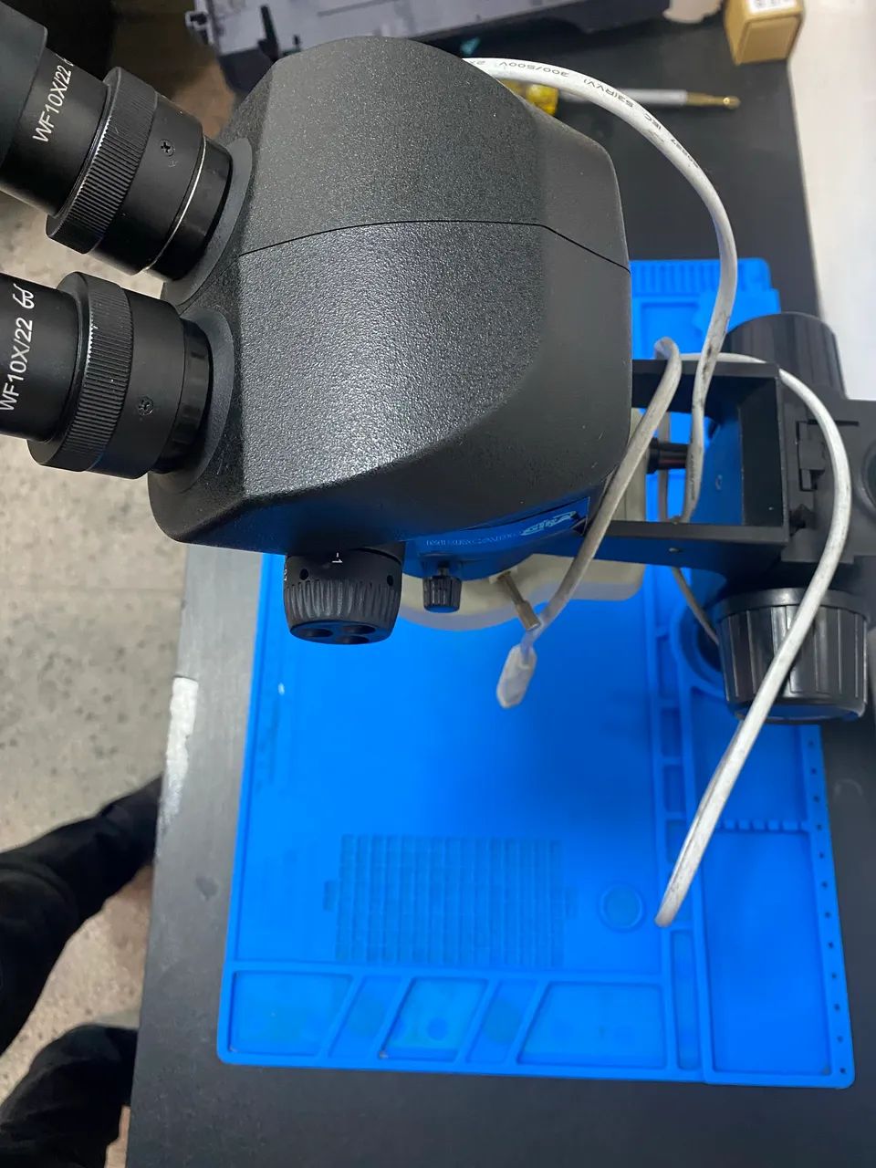 Microscópio binocular  - Foto 2