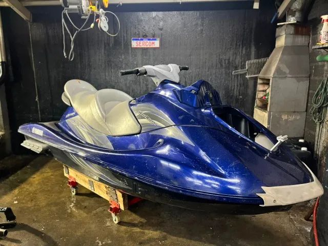 Casco de Jet Ski Yamaha VX Cruiser 1100 2011