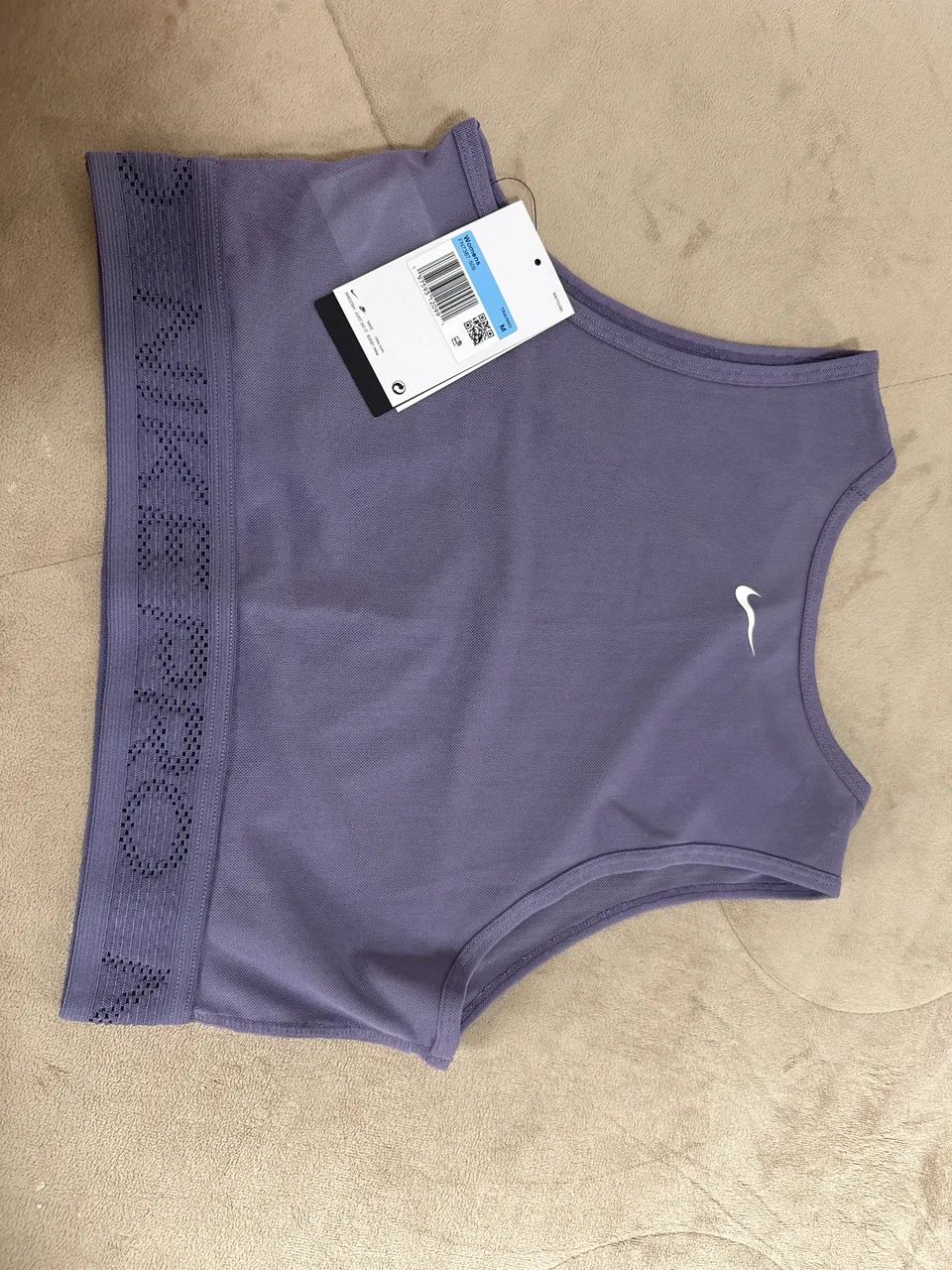 Top cropped tule lilás Nike pro 