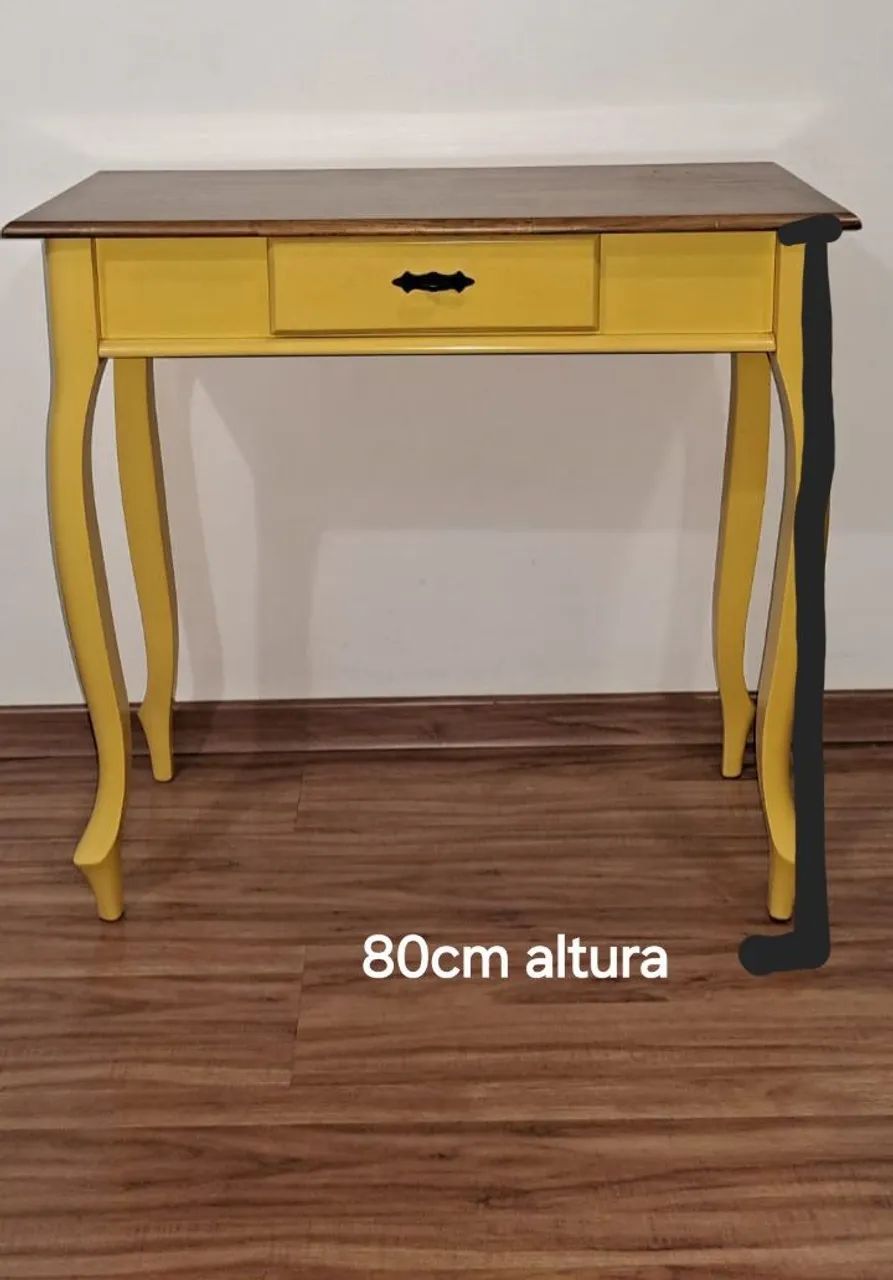 Conjunto mesa e aparador