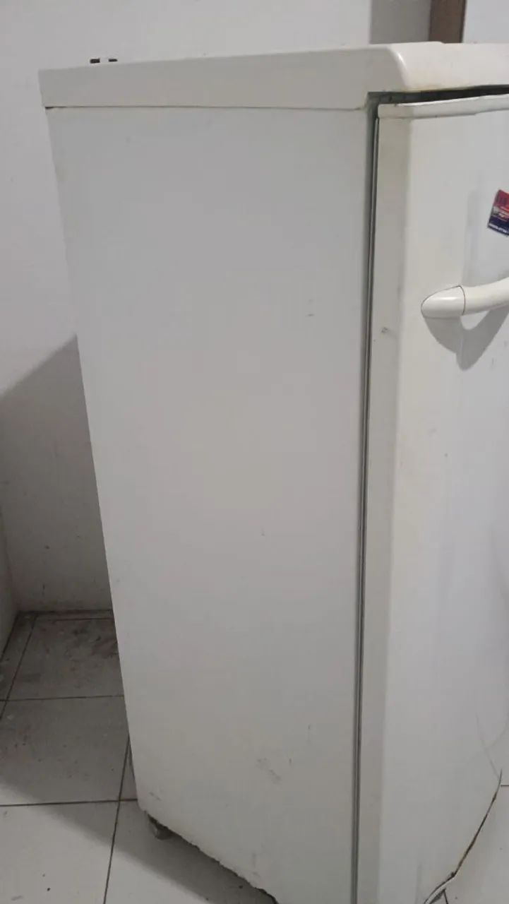Vendesse uma geladeira  - Foto 2