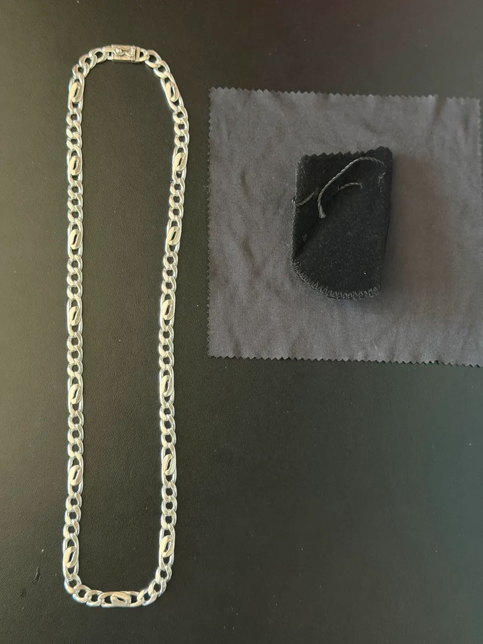 Lindo cordão de prata 950 