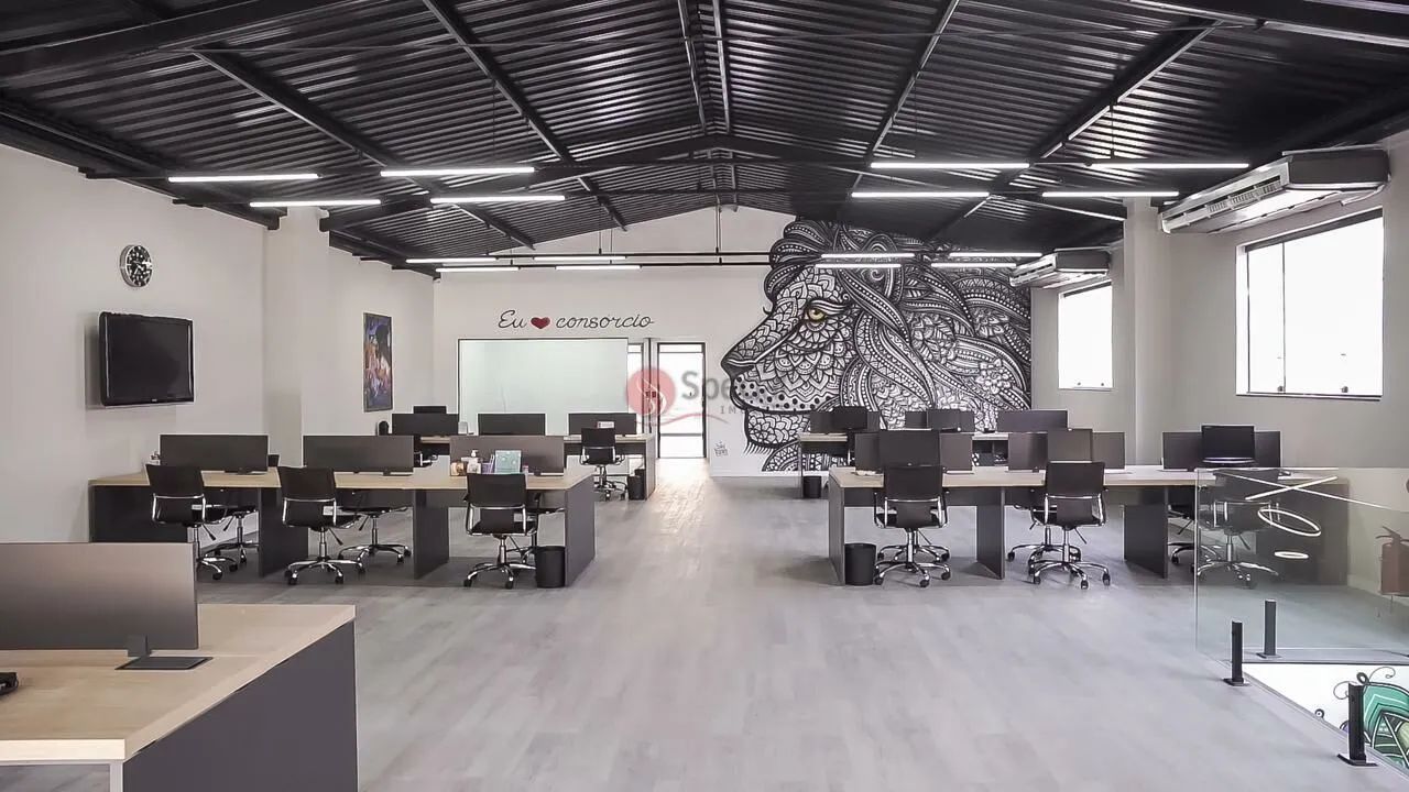 Predio comercial na Mooca à venda, com 570 metros de área construída e 385 metros de terre