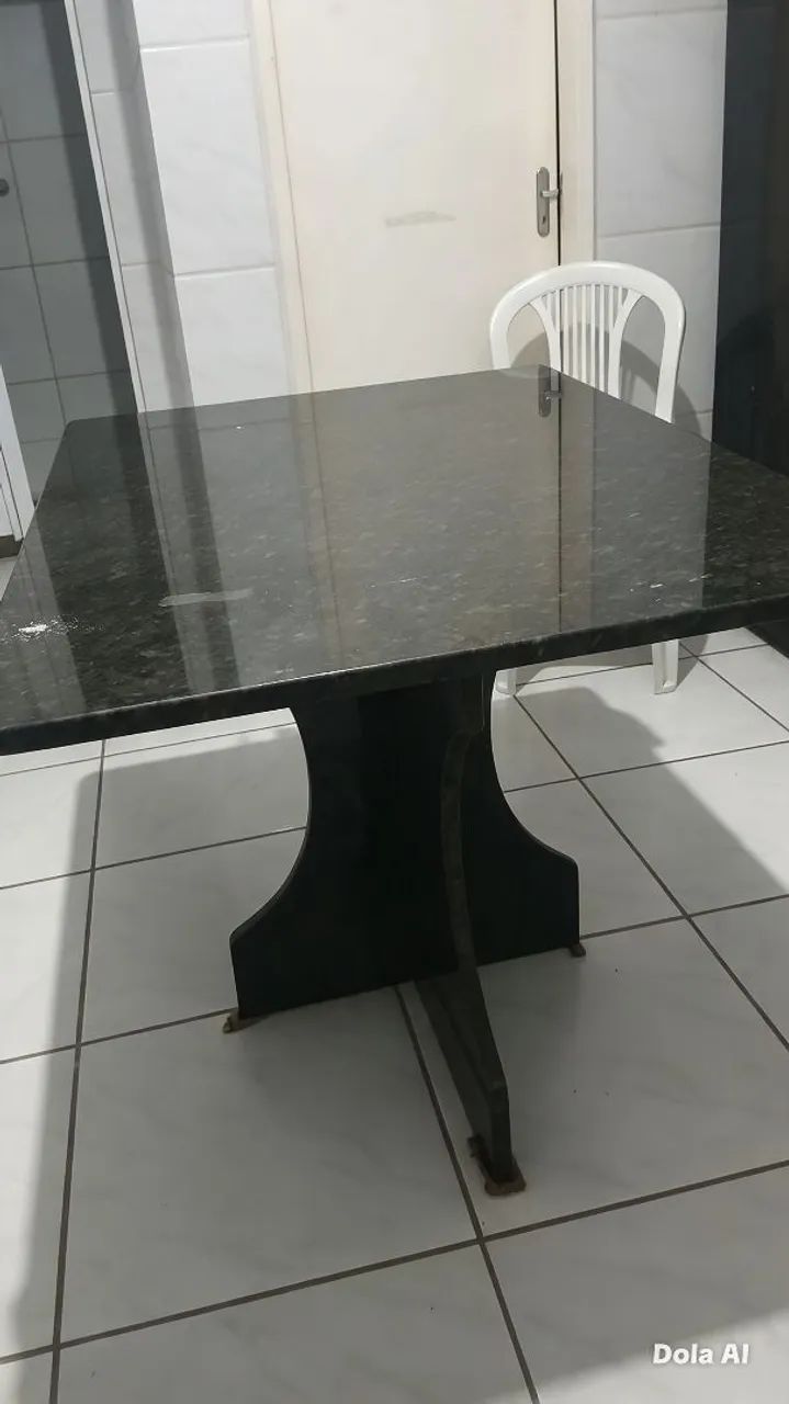 Mesa de Mármore Grande