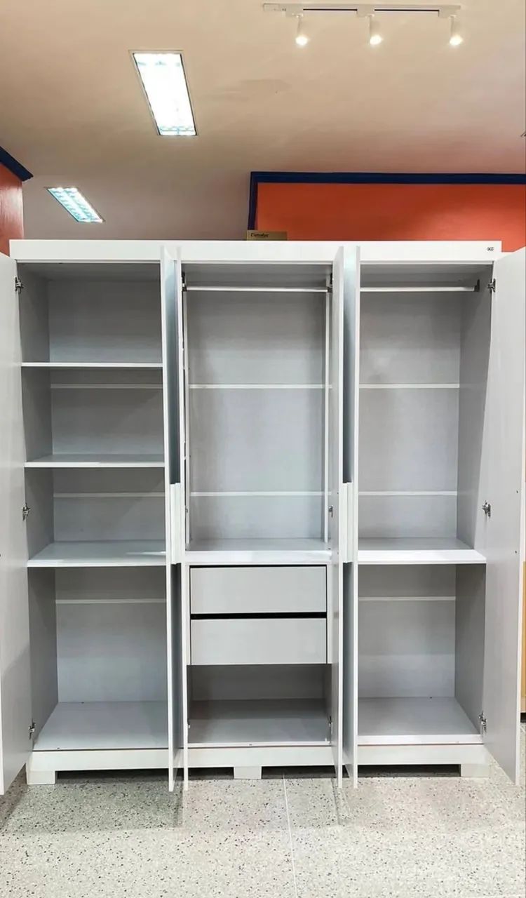 Guarda roupa Lana 6 portas  - Foto 2