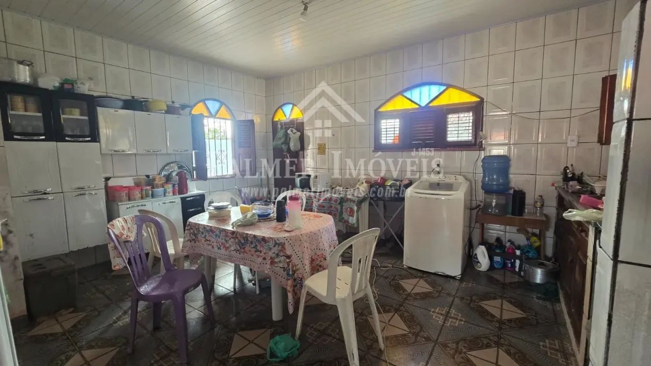 Casa com piscina no bairro São Tóme - Foto 2