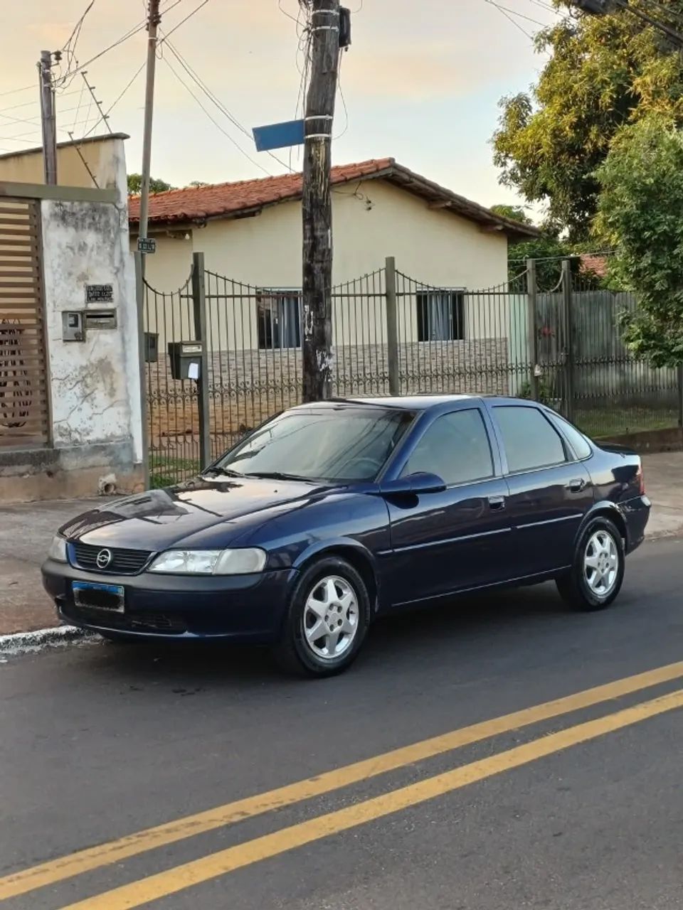 Chevrolet Vectra CD 2.2 16V / 2.0 16V Mec./aut. 1998