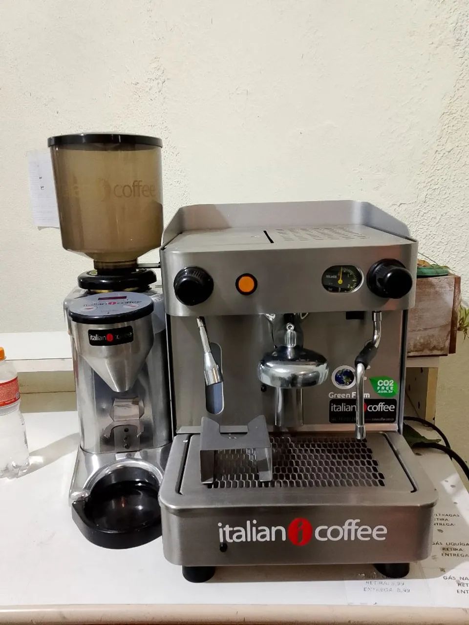 Máquina de café expresso 