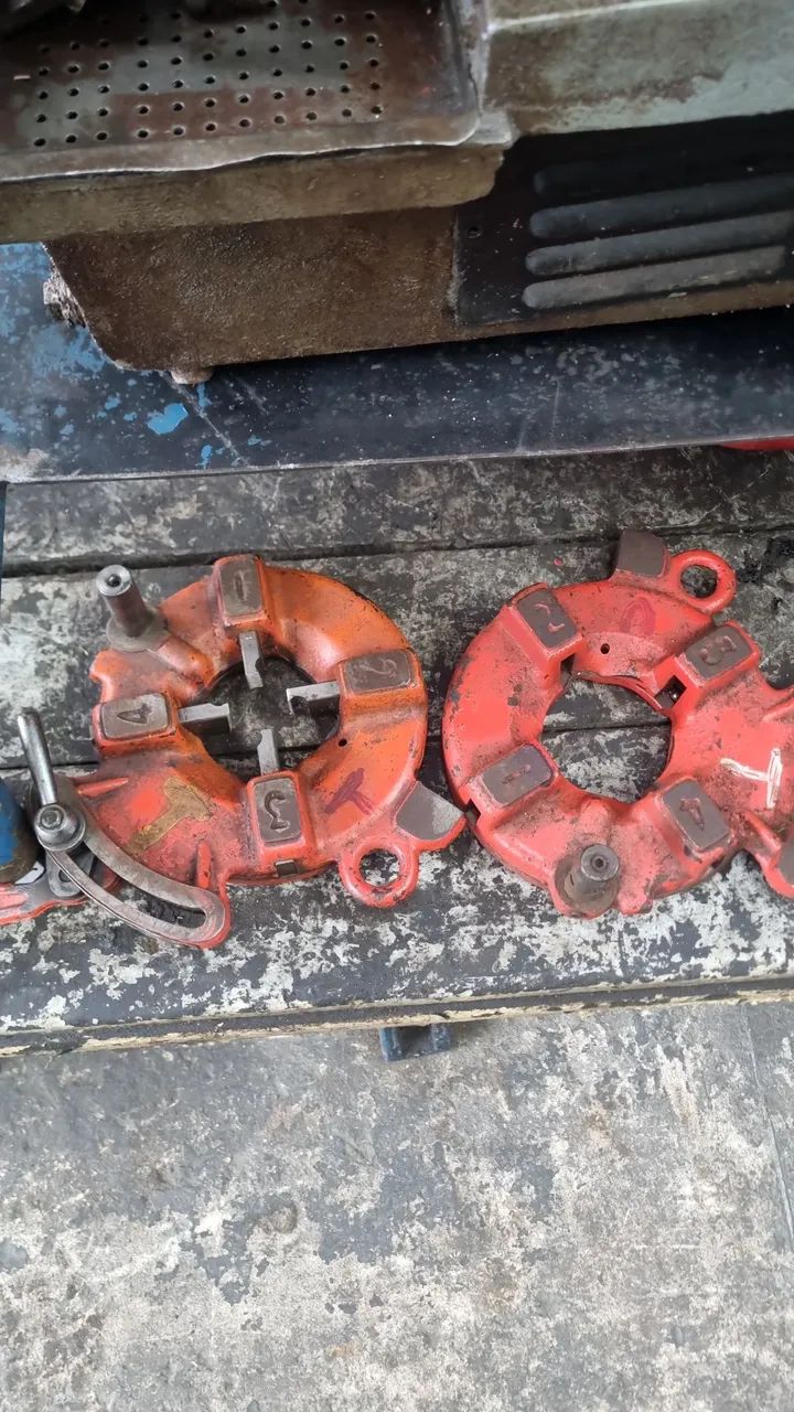 Rosqueadeira para tubos e vergalhões MERAX Z1T-R2 até 2 polegadas  - Foto 3