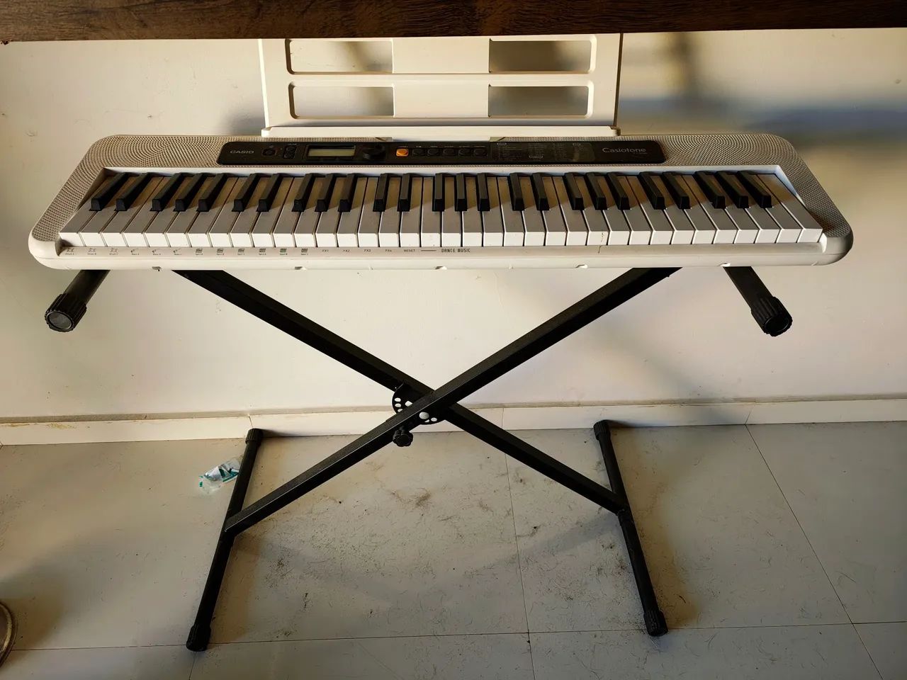 Teclado Cássio com suporte - Foto 3