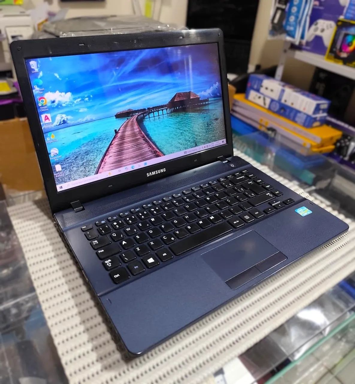 Notebook Samsung NP270 i3 SSD 120GB - Foto 2