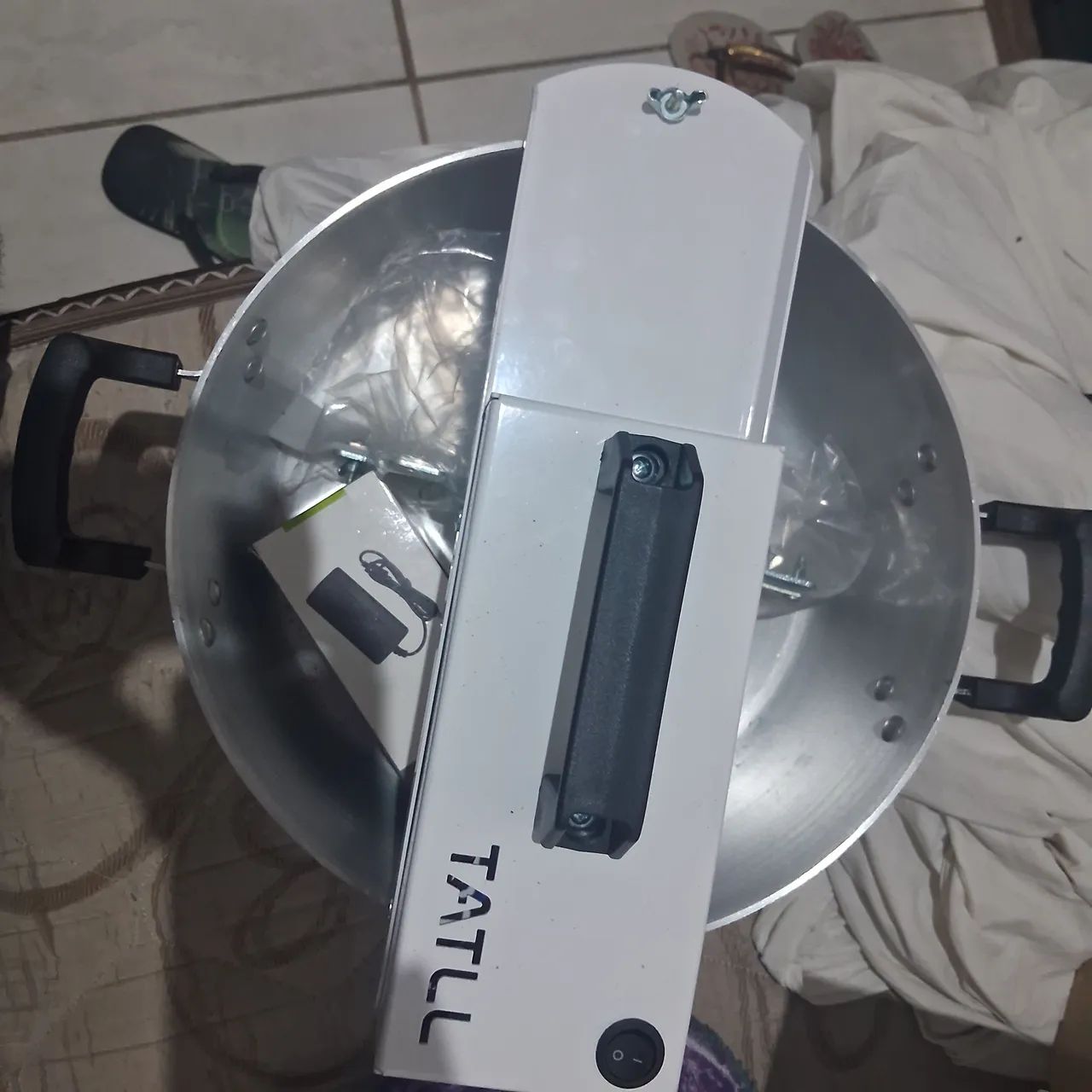Máquina para fazer bolos 