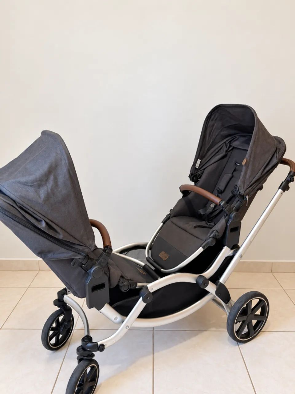 Carrinho de Bebê Para Gêmeos Zoom Abc Design - Foto 4