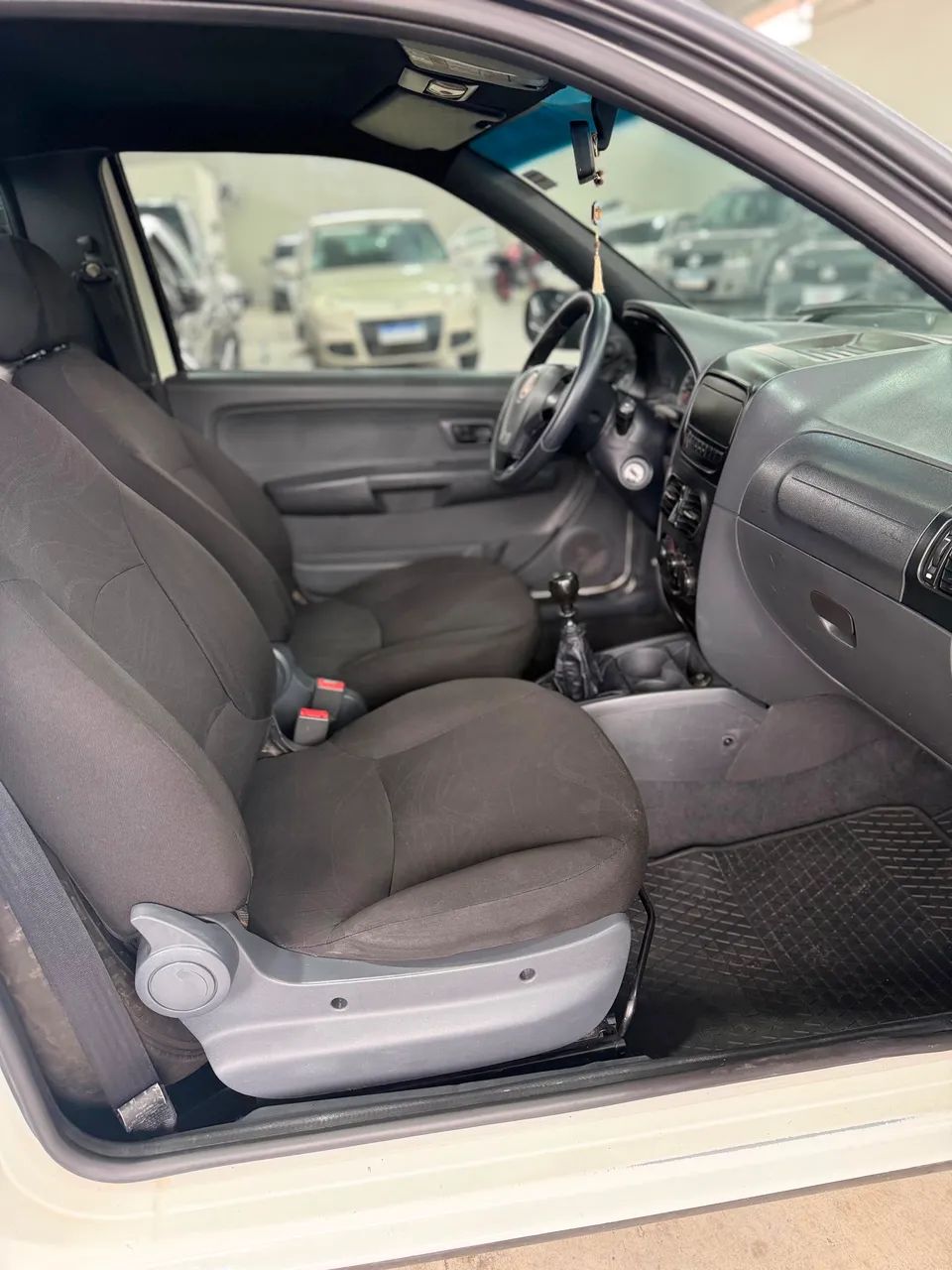 Fiat Strada Working Hard 1.4 Fire Flex 8V CS 2019 - Foto 5