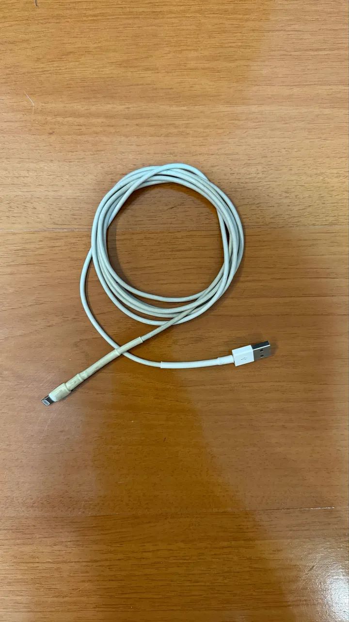 Cabo de Lightning para USB (2m) Apple - Original - Foto 3
