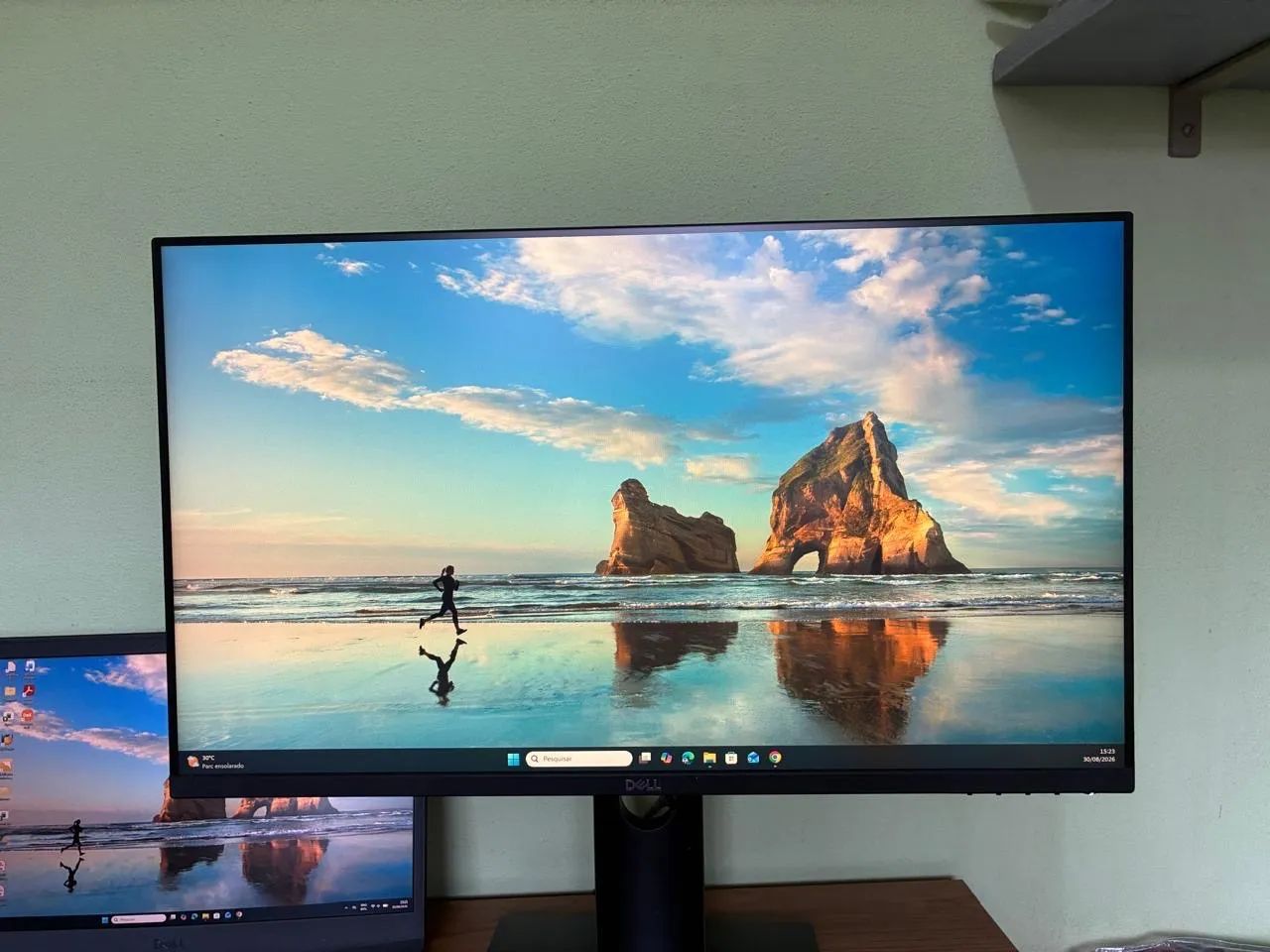 Vende-se monitor Dell 27 polegadas modelo P2719H