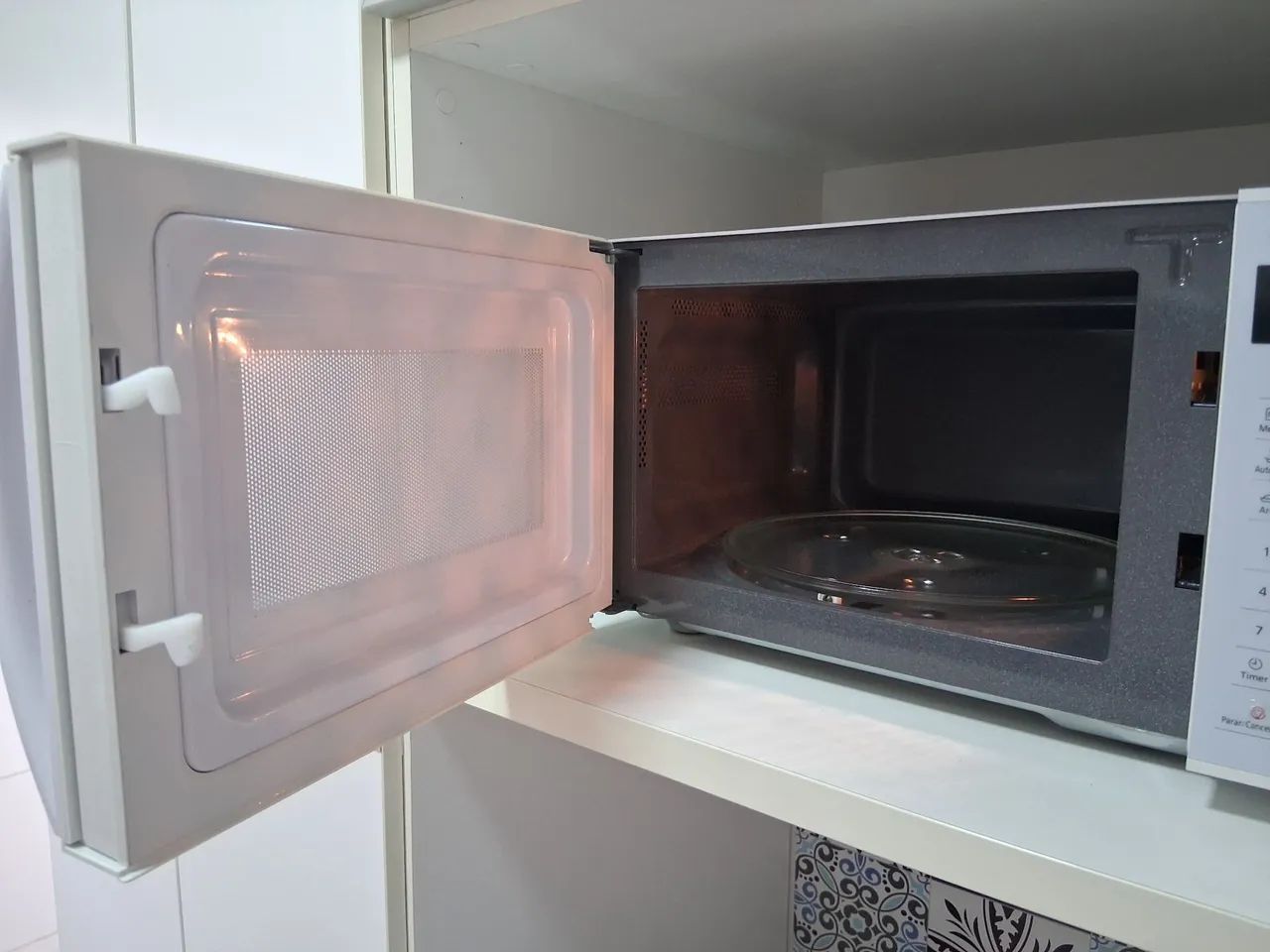 Microondas Philco 20l 220v - Foto 2