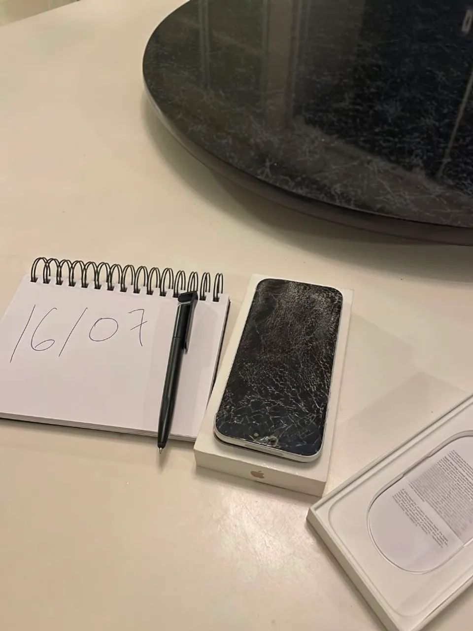 IPhone 17 ProMax 512GB tela quebrada  - Foto 2