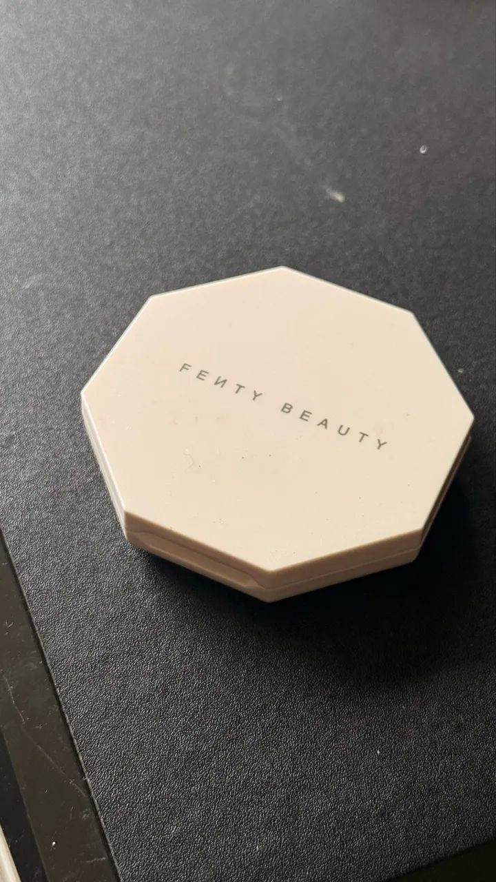 Iluminador Fenty Beauty - Foto 3