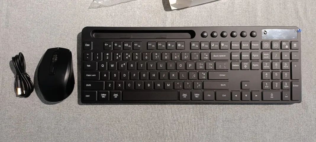 Kit Teclado e Mouse sem fio recarregável e com led - Foto 3