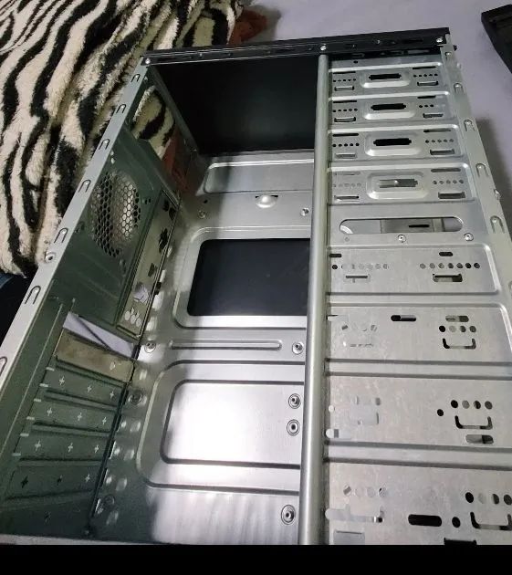 Gabinete para Computador - Foto 2