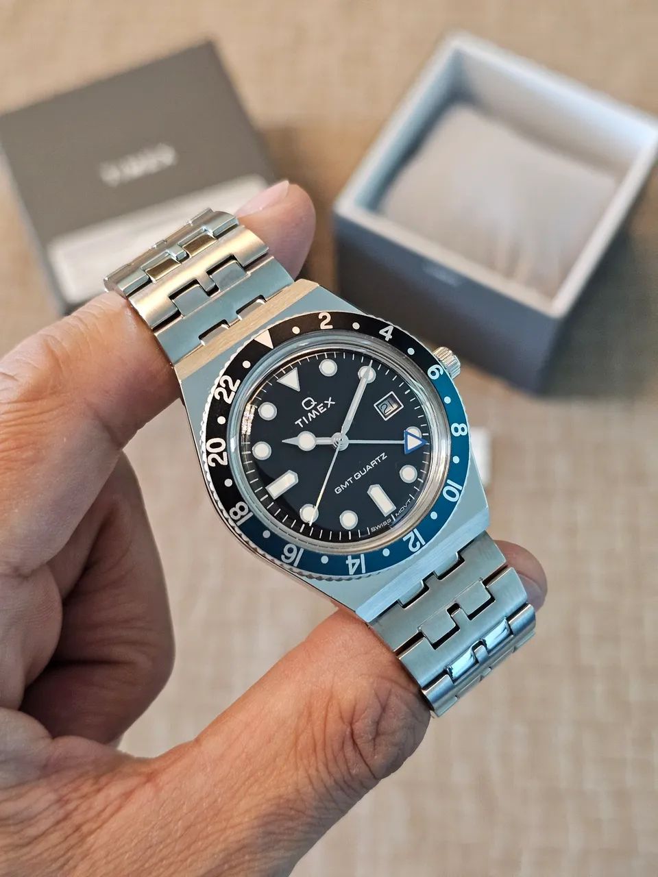 Relógio Timex Q Quartz GMT TW2V38100