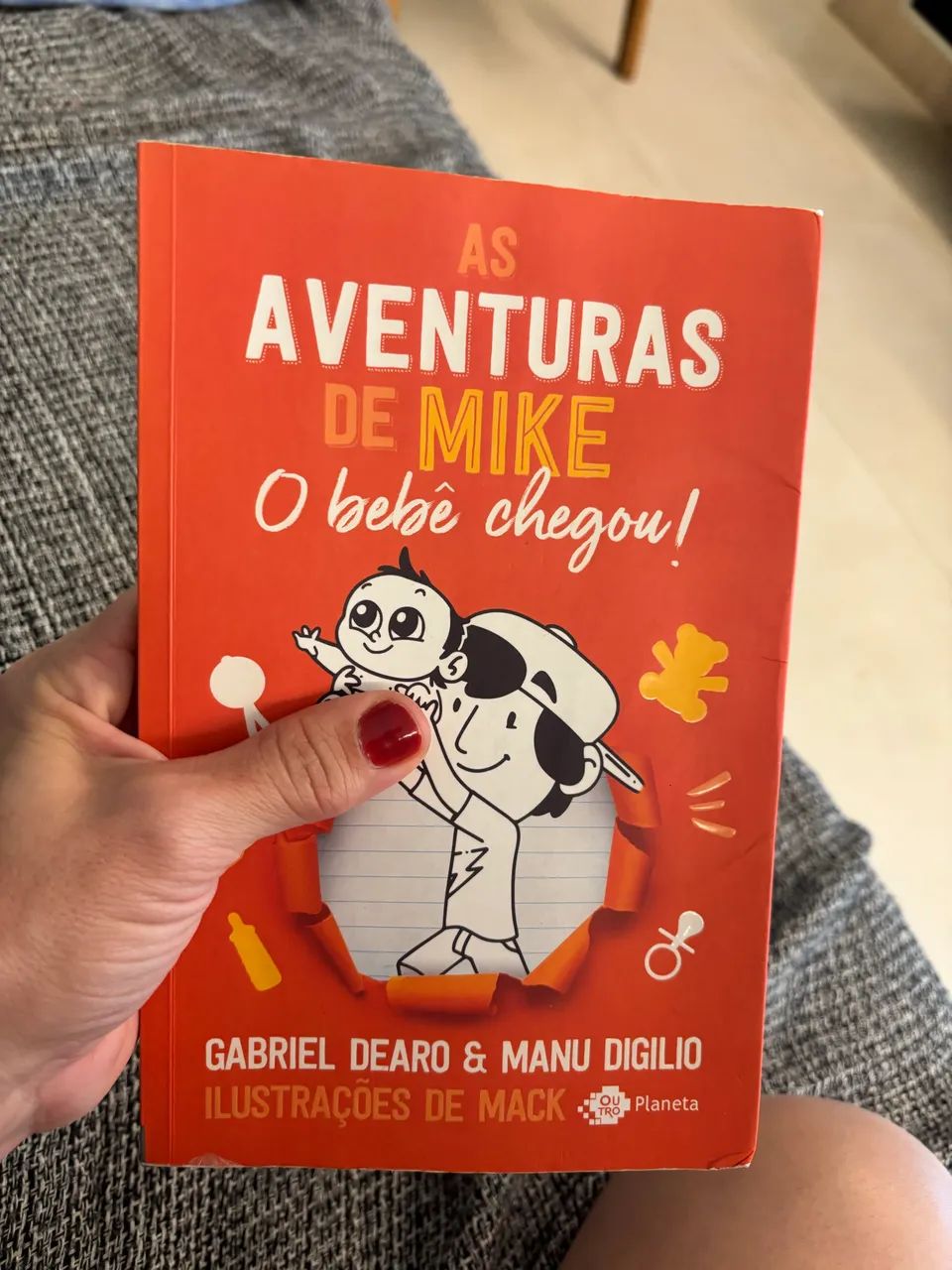 Livro as aventuras de Mike - Foto 3