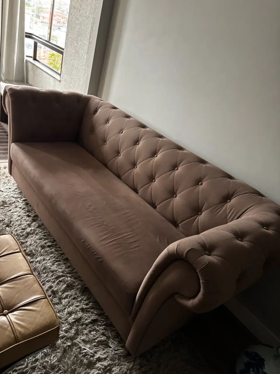 Sofá Estilo Chesterfield Capitonê  - Foto 2