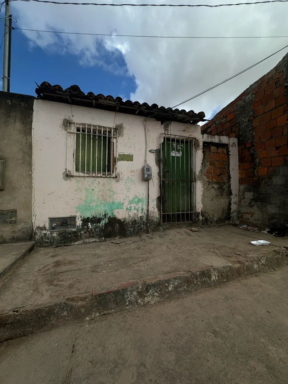 Casa pra vender ou troca em veículo 