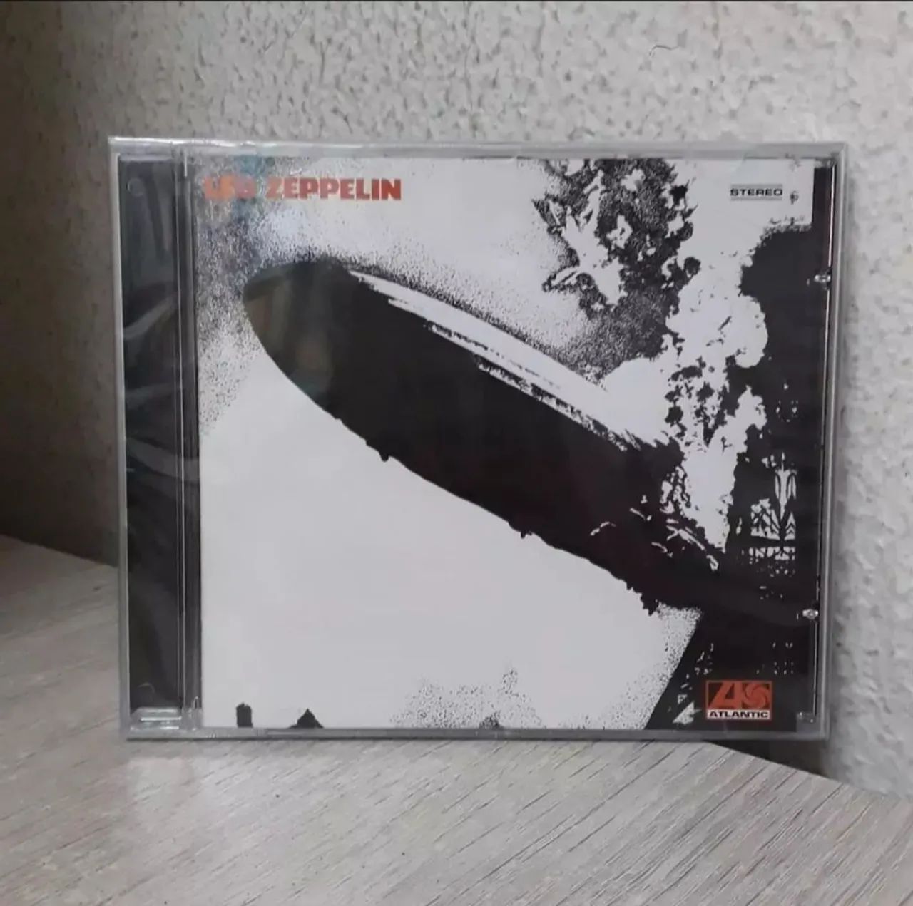 CD Led Zeppelin I - CDs, DVDs etc - Cubango, Niterói 1494951665 | OLX