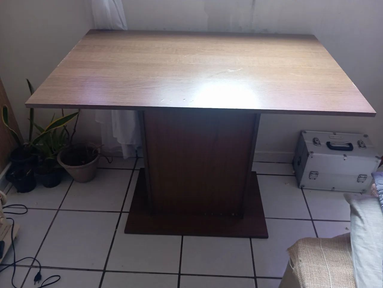 Mesa para 4 cadeiras 